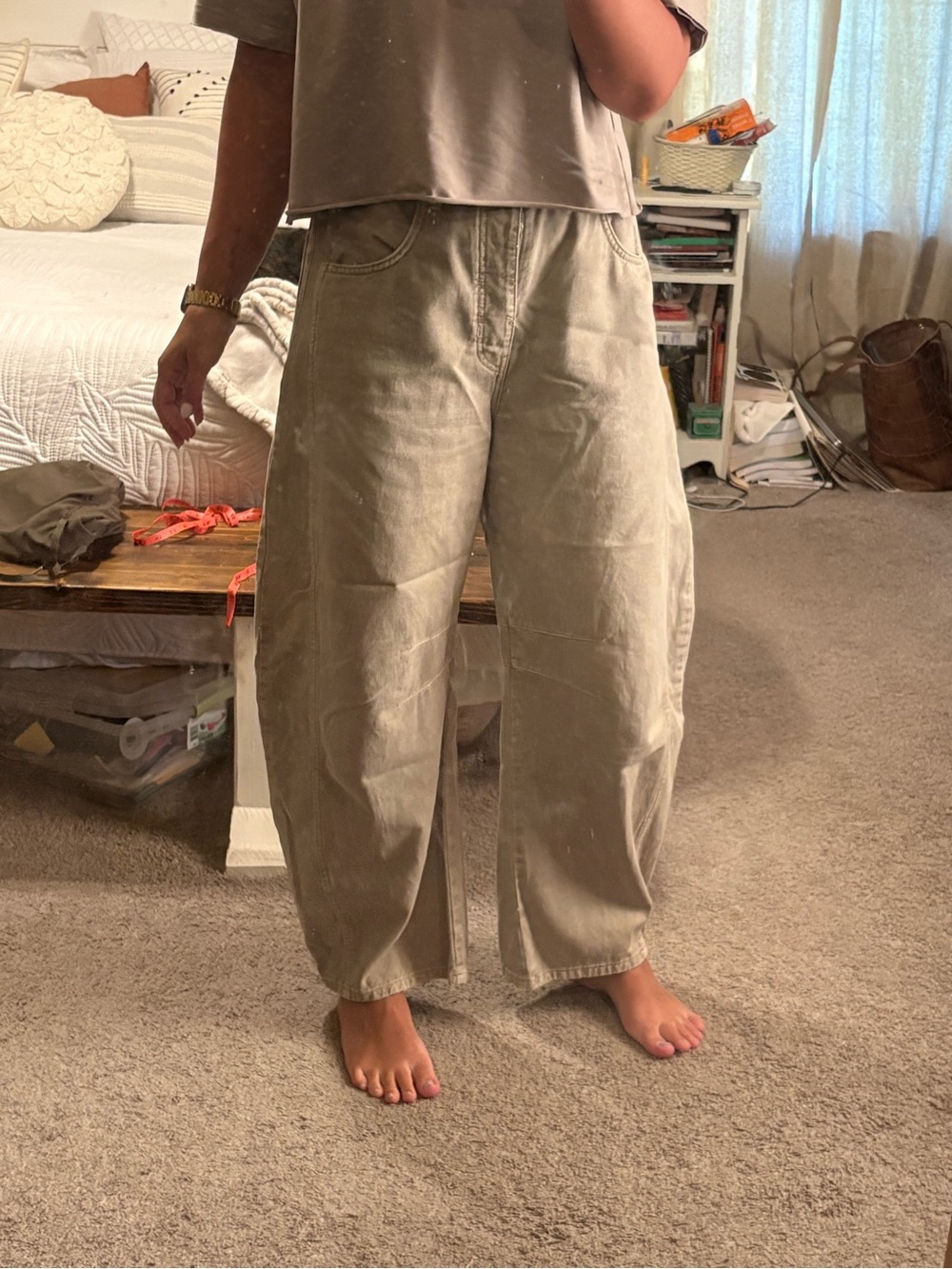 We the Free Mid-rise barrel jeans in light olive - Picture 11 of 14